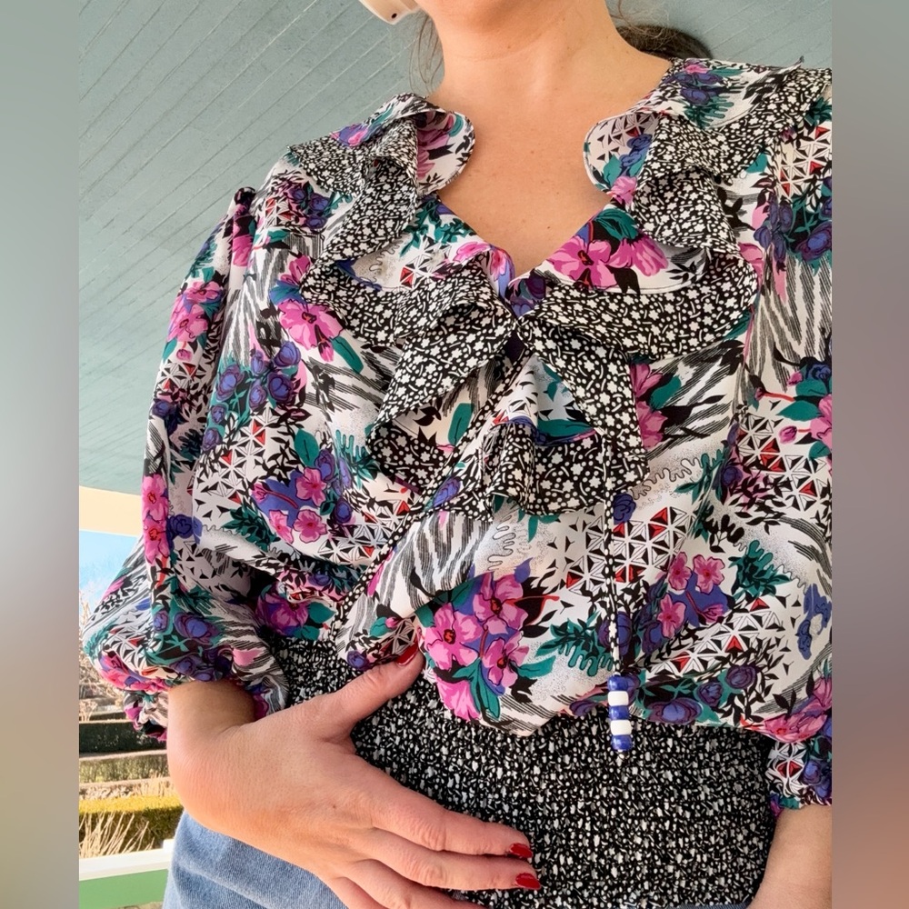 VTG I.M. Collections Ruffle Collar Blouse